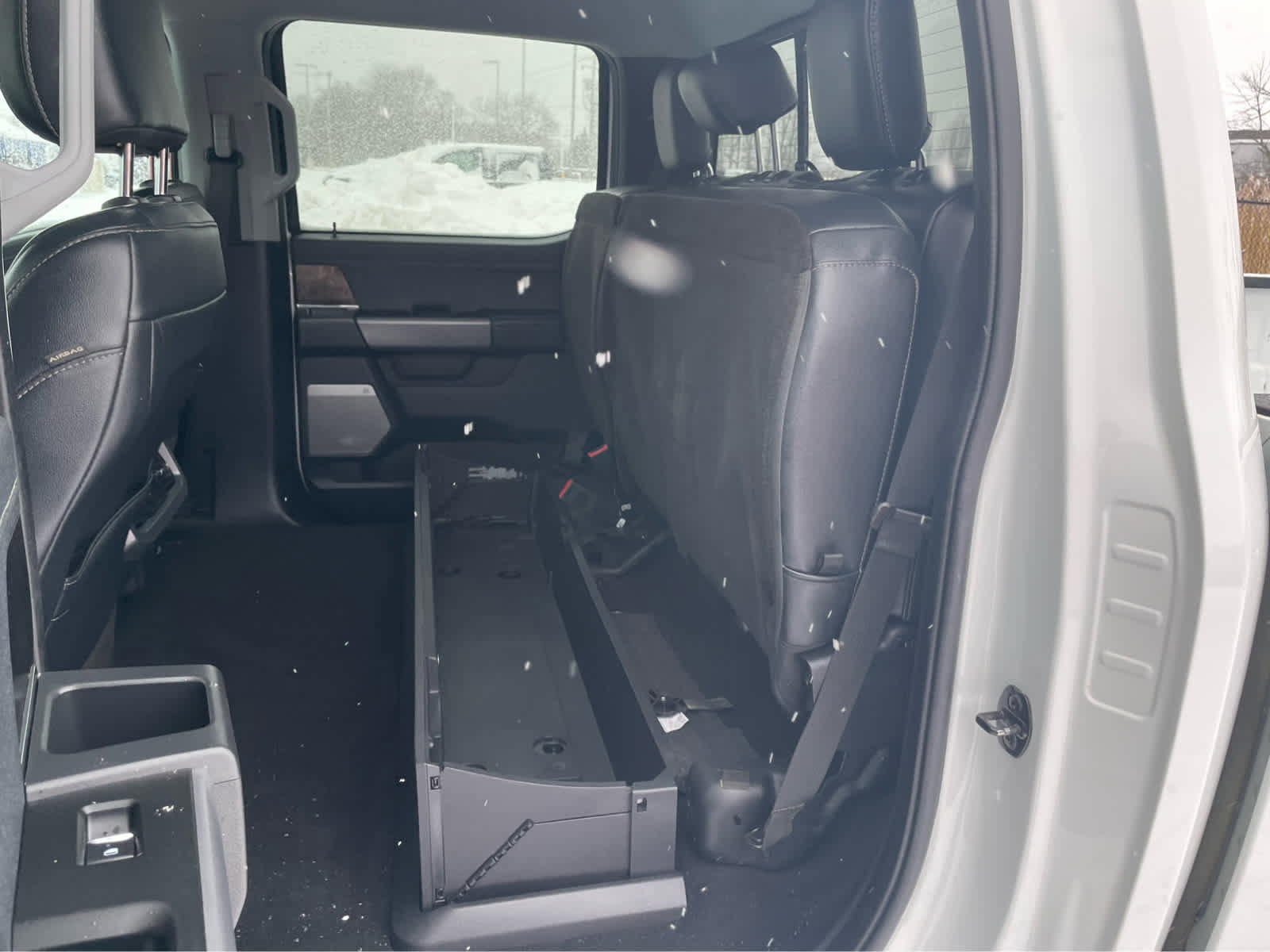 Used 2023 Ford F250 Lariat w/ Chrome Package image 37