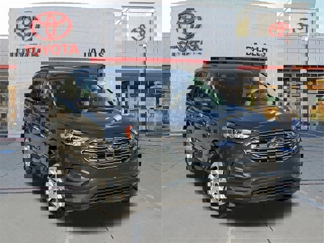 Used 2022 Ford Edge SE