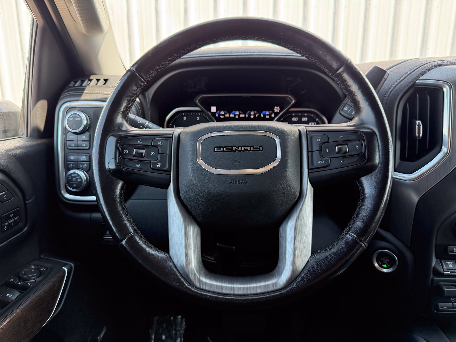 Used 2021 GMC Sierra 2500 Denali w/ Denali Ultimate Package AWD/4WD image 13
