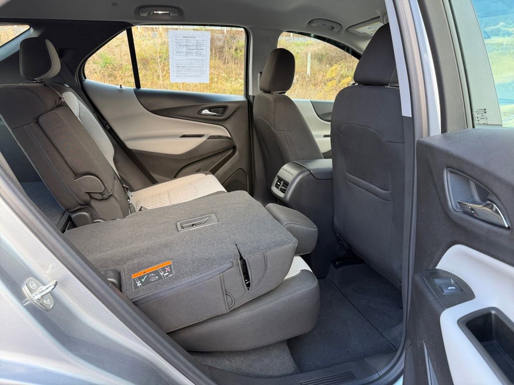 Used 2024 Chevrolet Equinox LS w/ Driver Confidence II Package image 31