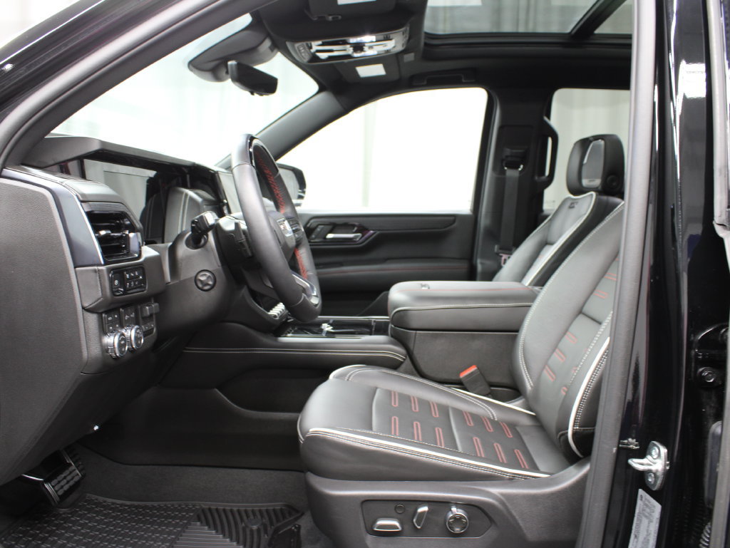 Used 2026 GMC Yukon AT4 Ultimate AWD/4WD image 15