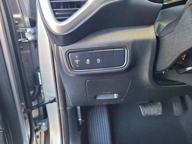 Used 2025 Kia Soul LX FWD image 22