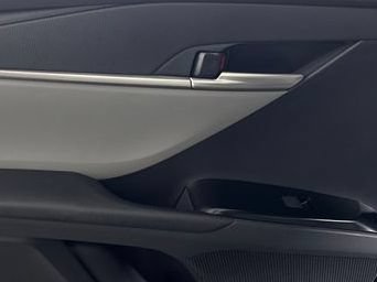 New 2026 Toyota Camry Hybrid FWD image 14