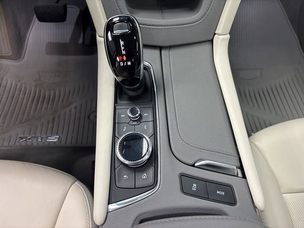 Used 2022 Cadillac XT5 Premium Luxury image 36