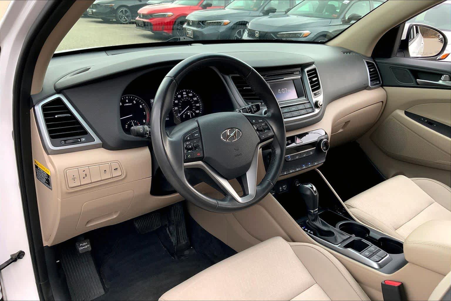 Used 2017 Hyundai Tucson Sport w/ Cargo Package AWD/4WD image 18