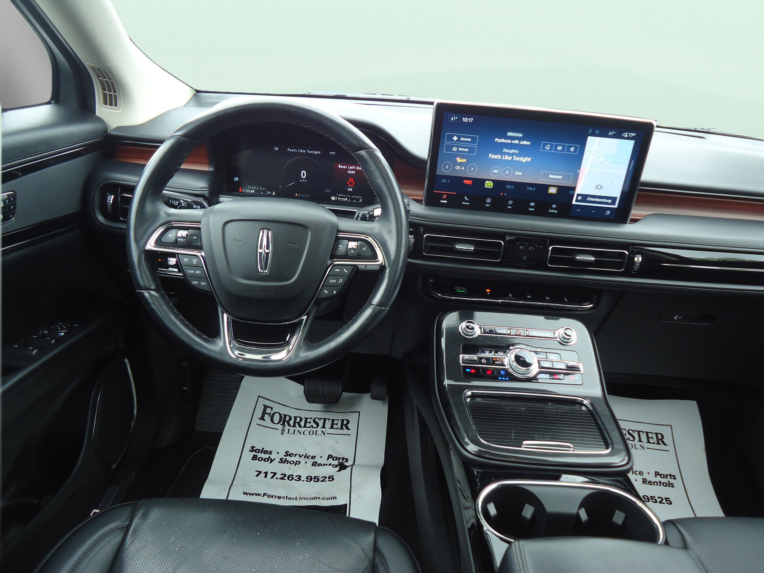 Used 2023 Lincoln Nautilus Reserve w/ Class II Trailer Tow Package AWD/4WD image 11
