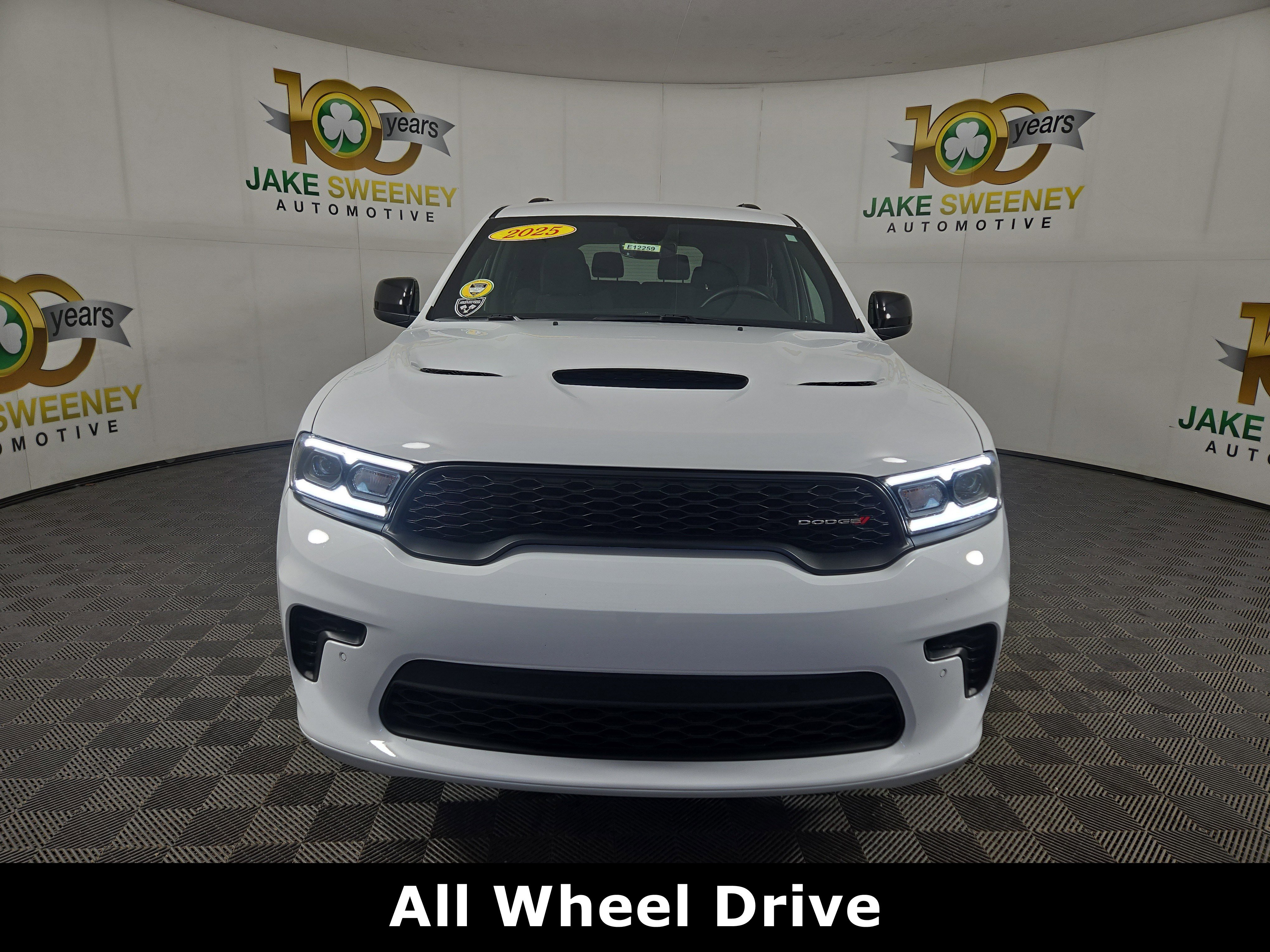 Certified 2025 Dodge Durango R/T w/ Blacktop Package image 3