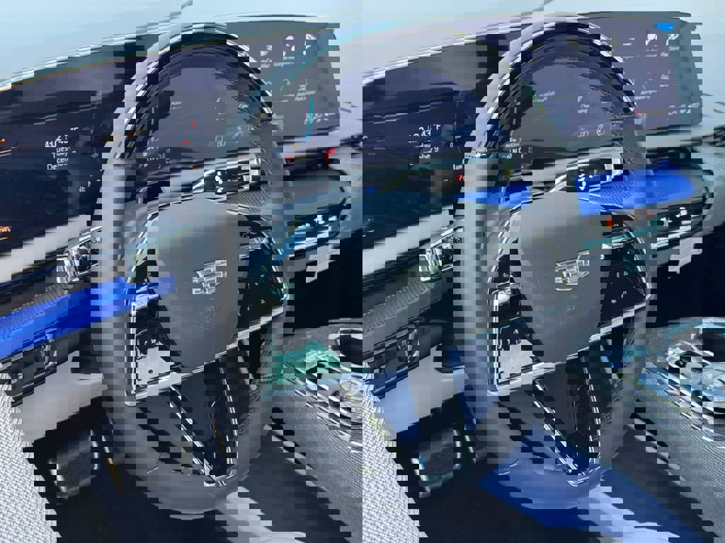 New 2026 Cadillac Optiq Sport 1 image 15