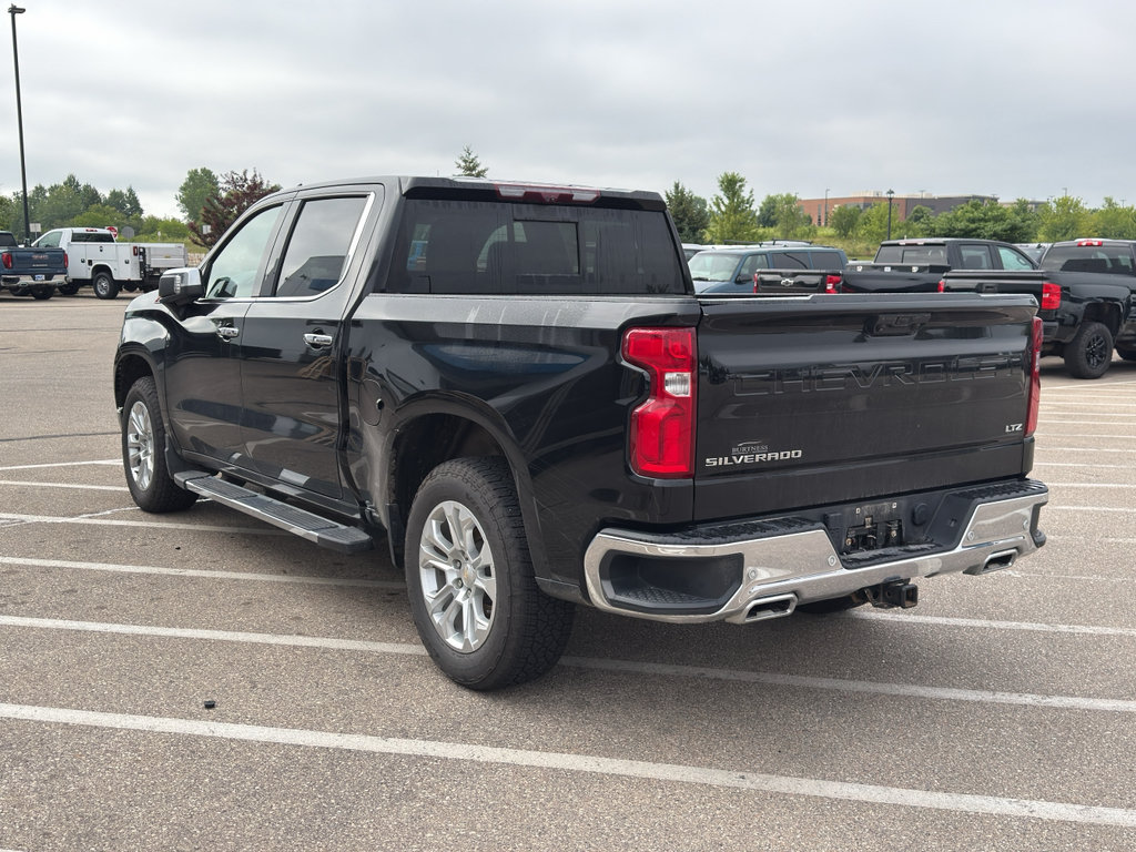 Used 2023 Chevrolet Silverado 1500 LTZ w/ Technology Package AWD/4WD image 3