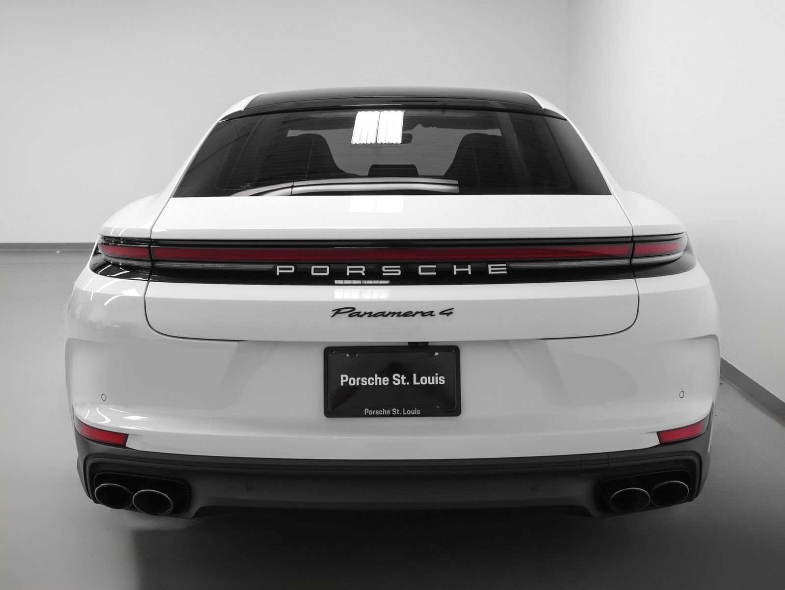 Certified 2025 Porsche Panamera 4 AWD/4WD image 11