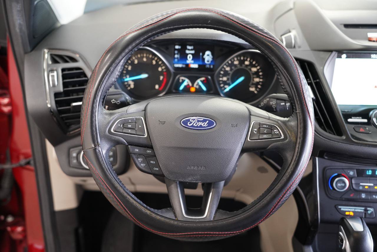 Used 2018 Ford Escape Titanium AWD/4WD image 12