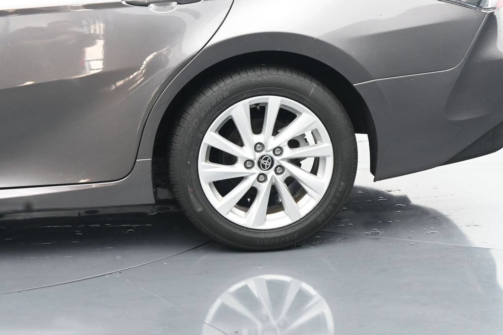 Used 2024 Toyota Camry LE FWD image 13