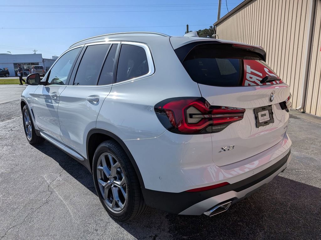 Used 2024 BMW X3 sDrive30i w/ Premium Package image 3