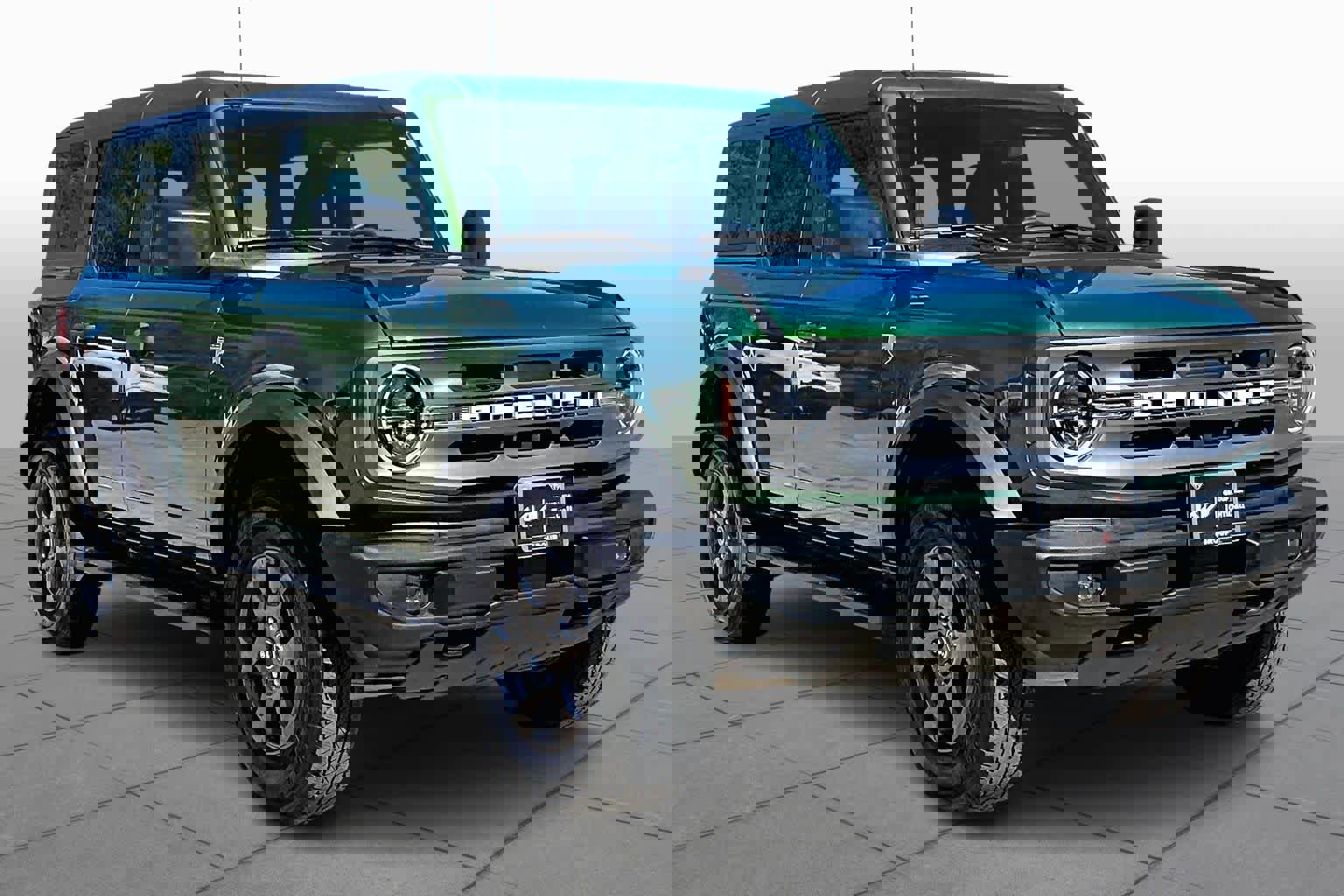 Used 2024 Ford Bronco Big Bend image 3