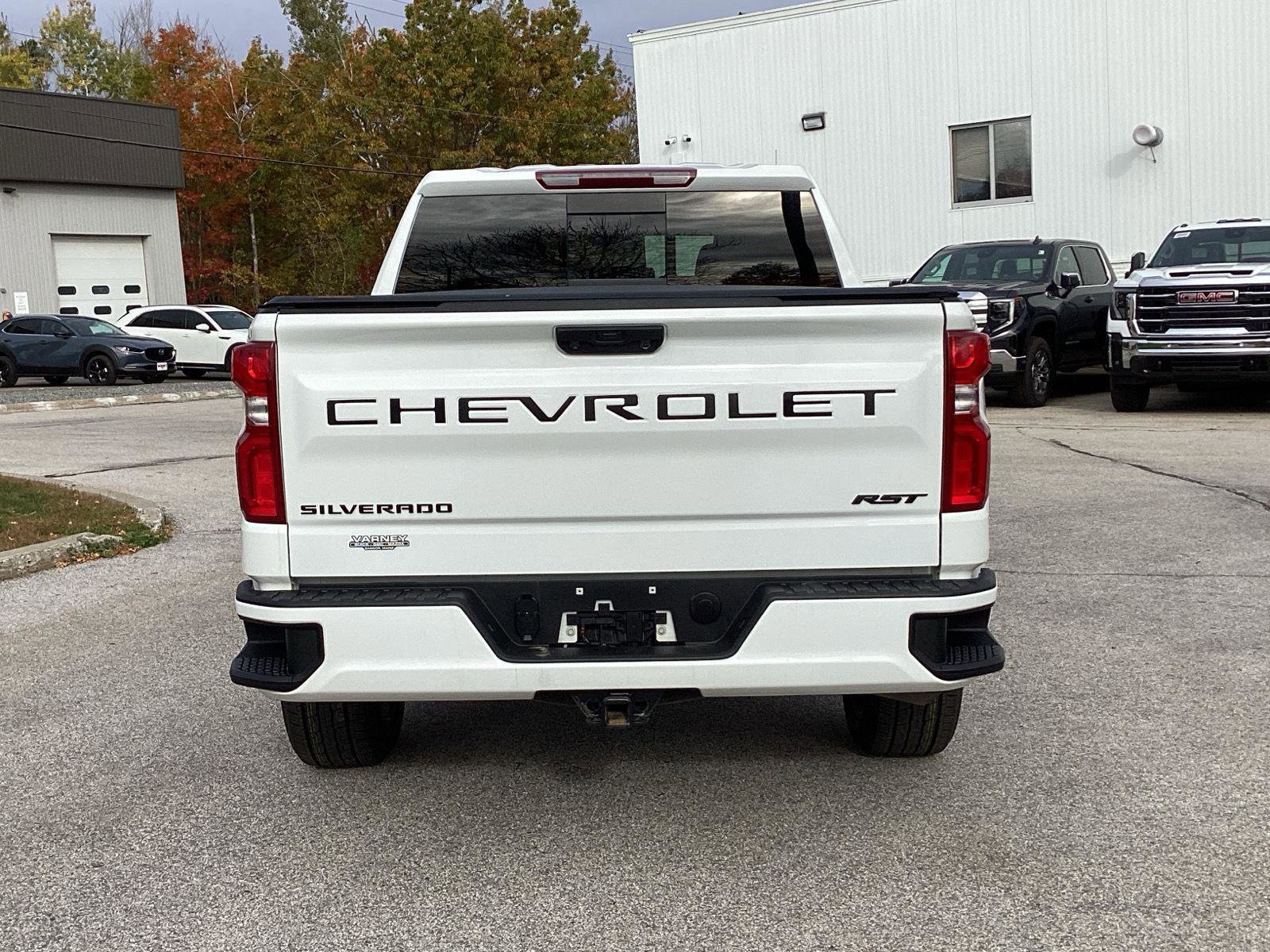 Used 2024 Chevrolet Silverado 1500 RST w/ Convenience Package II image 8