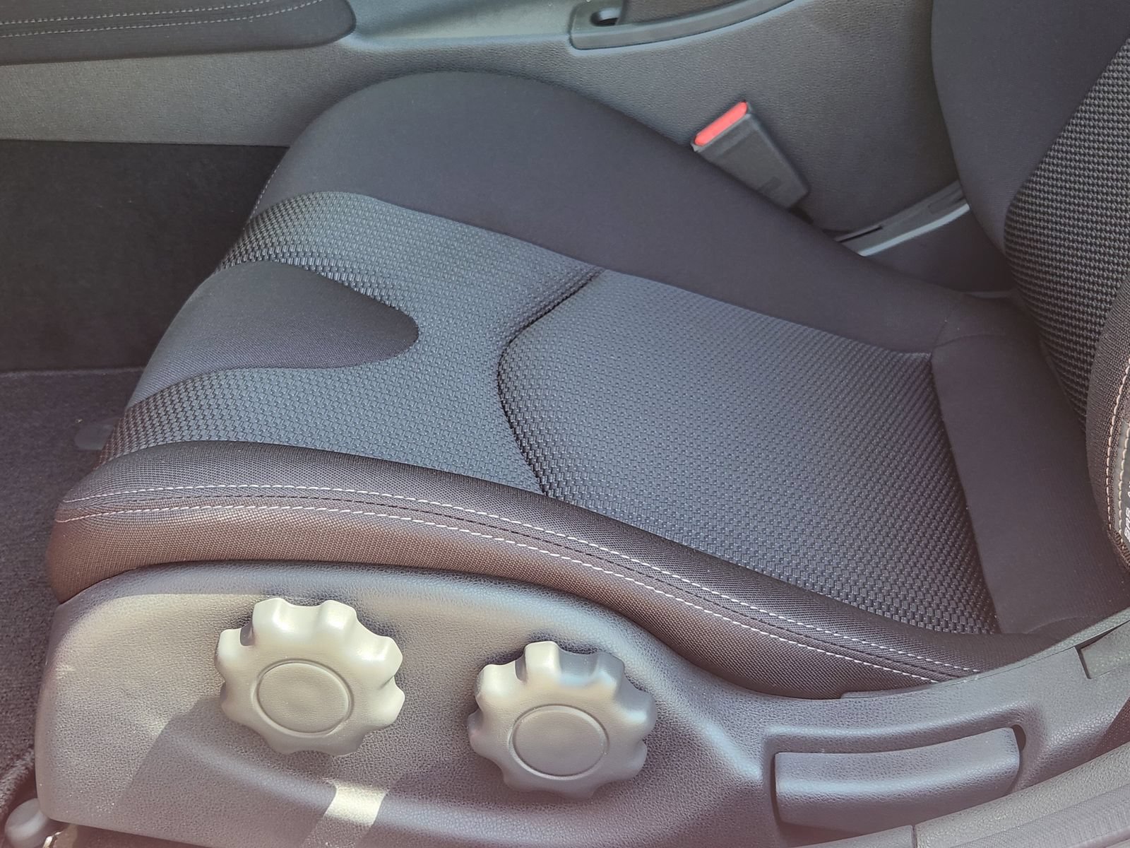 New 2026 Nissan Z Sport w/ Floor Mat Package RWD image 23