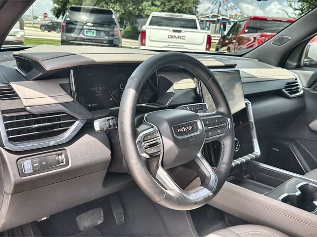 Used 2026 GMC Acadia Elevation w/ Elevation Premium Package FWD image 10