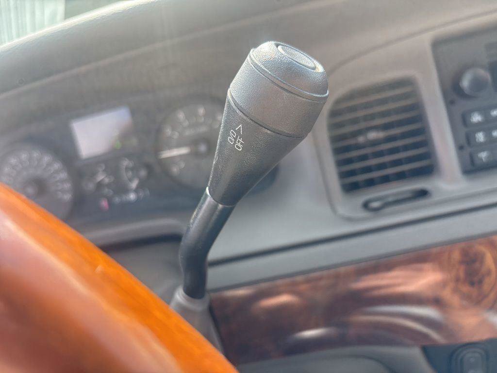 Used 2006 Mercury Grand Marquis LS image 19