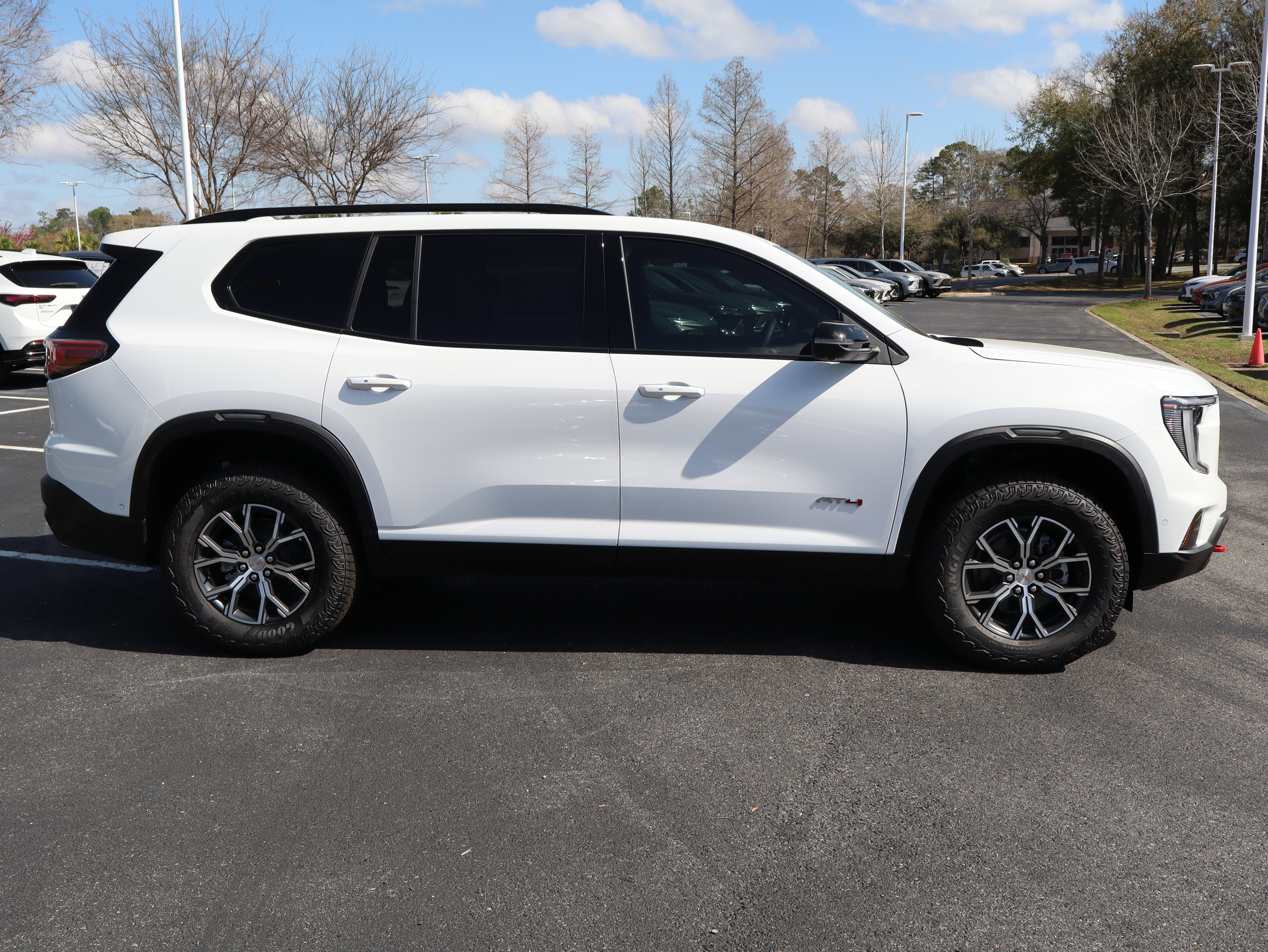 New 2026 GMC Acadia AT4 w/ Super Cruise Package image 12