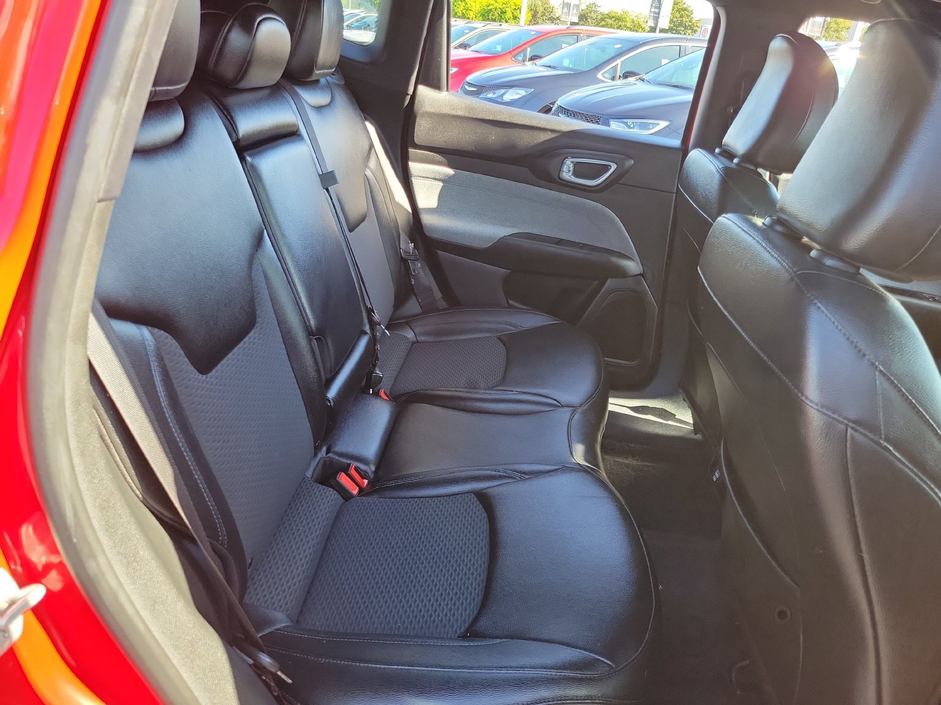 Certified 2024 Jeep Compass Latitude AWD/4WD image 17