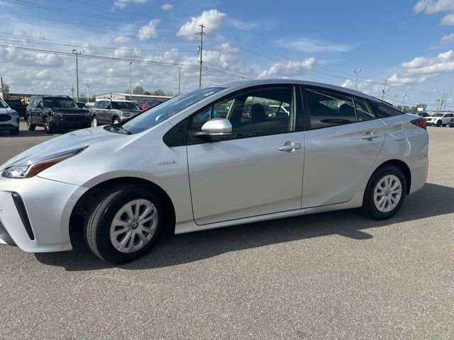 Used 2022 Toyota Prius LE image 25