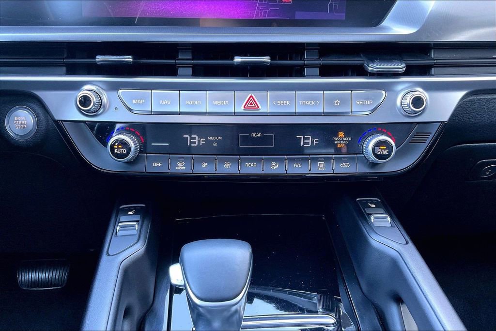 Used 2025 Kia Telluride S FWD image 32