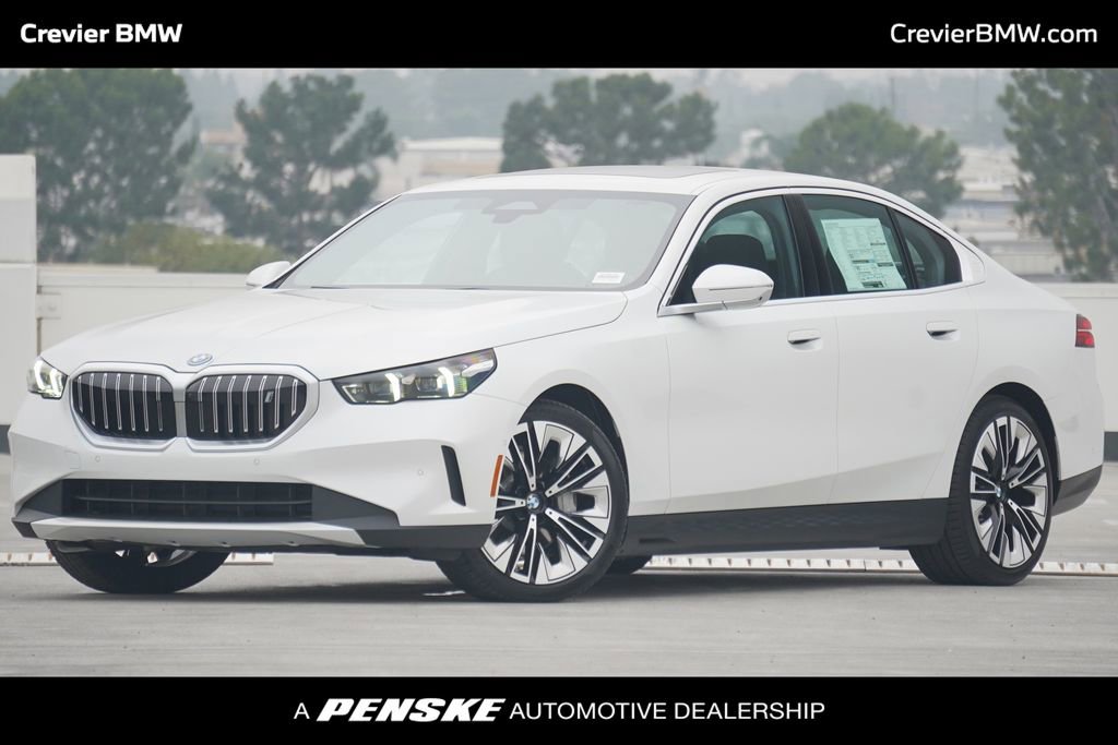 New 2026 BMW i5 eDrive40 w/ Premium Package