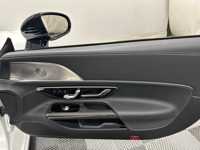 Used 2022 Mercedes-Benz SL 63 AMG 4MATIC image 33