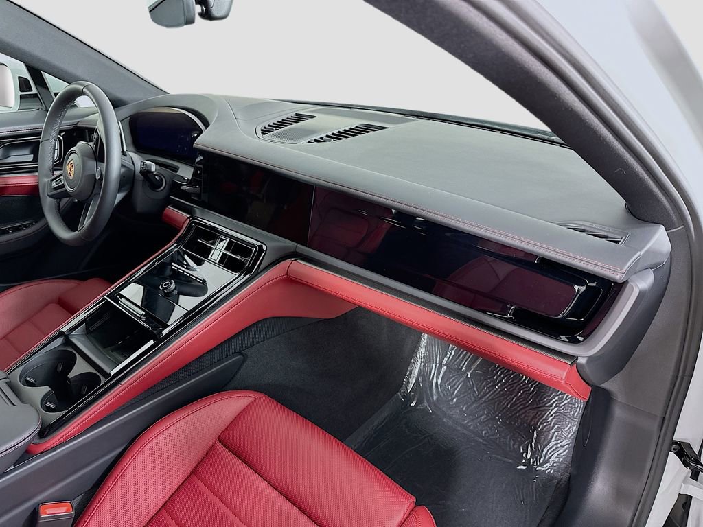 New 2025 Porsche Panamera image 31