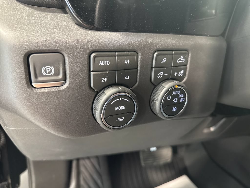New 2026 Chevrolet Silverado 1500 LT Trail Boss w/ LT Trail Boss Premium Package AWD/4WD image 11