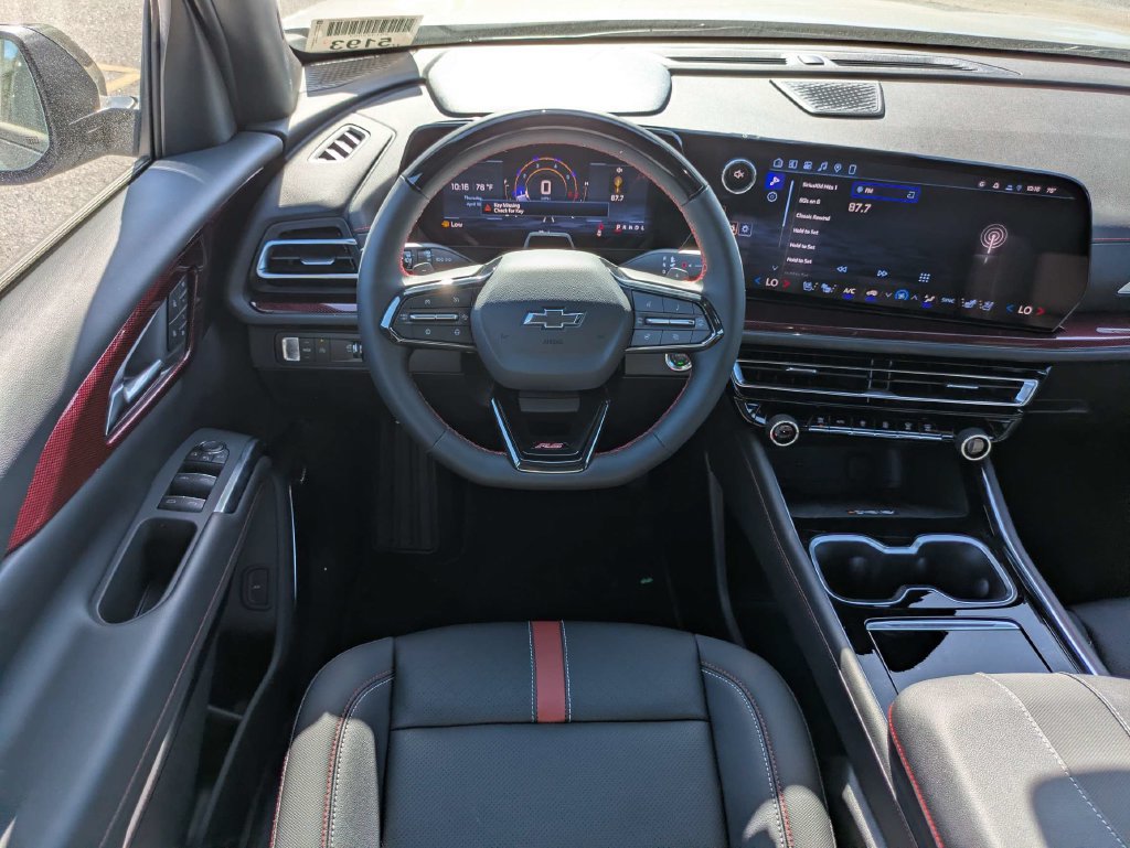 New 2026 Chevrolet Traverse RS FWD image 18