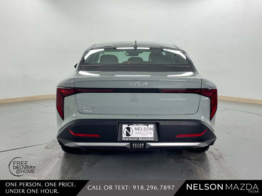 Used 2025 Kia K4 EX image 7
