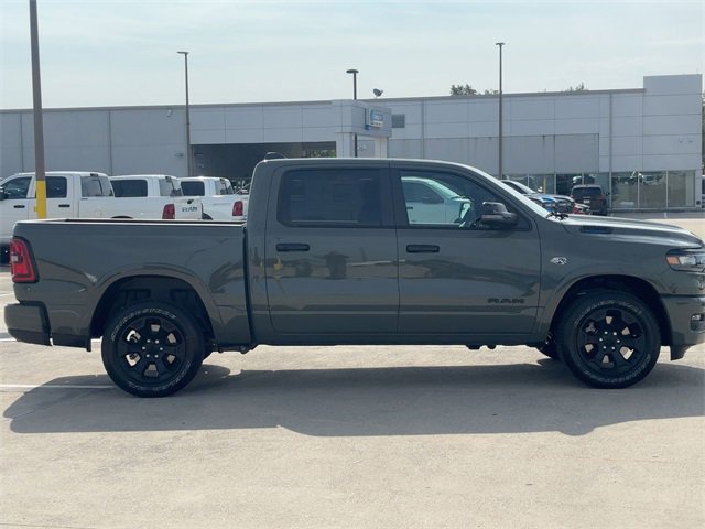 New 2026 RAM 1500 4x4 Crew Cab image 8