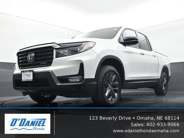 Used 2023 Honda Ridgeline Sport image 9