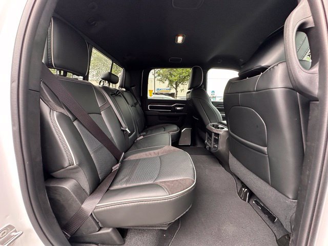 New 2026 RAM 2500 Laramie AWD/4WD image 24