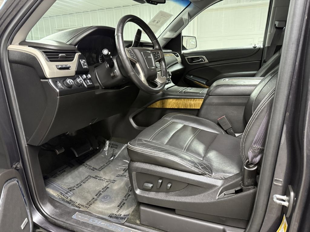 Used 2017 GMC Yukon Denali w/ Open Road Package image 8