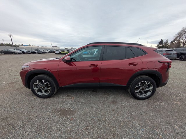 Used 2025 Chevrolet Trax LT image 9