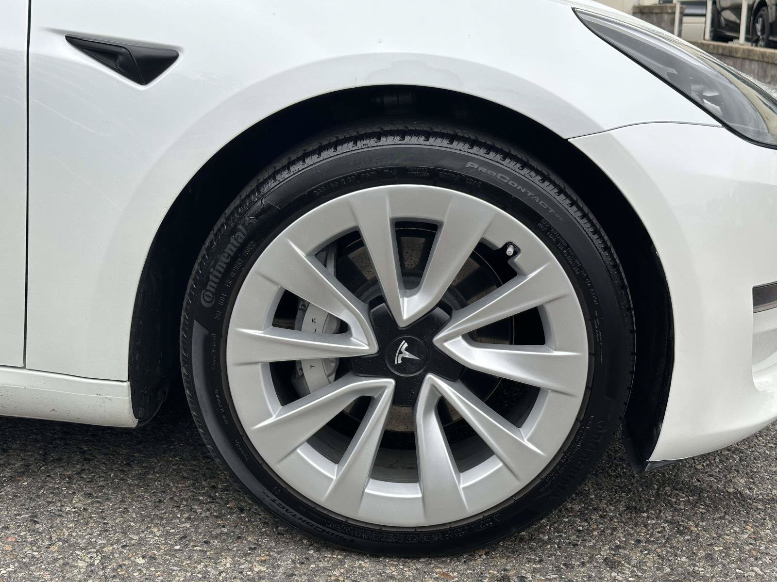 Used 2023 Tesla Model 3 Standard Range RWD image 8