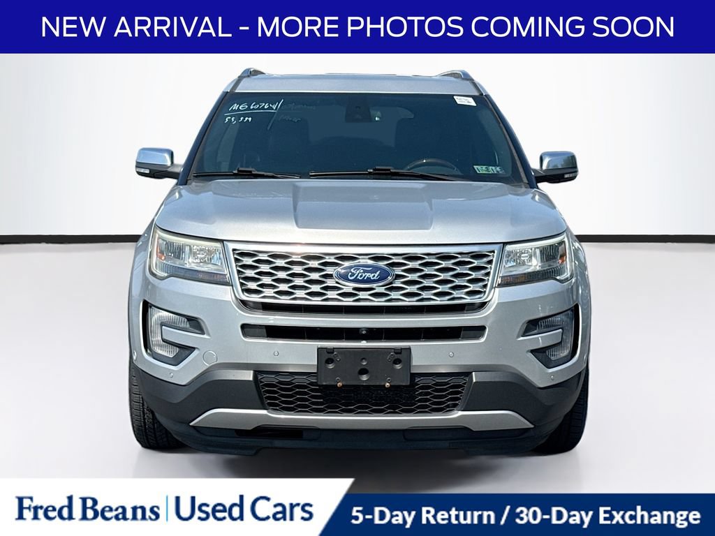 Used 2017 Ford Explorer Platinum AWD/4WD image 2