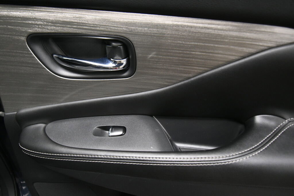 Used 2017 Nissan Murano SL w/ SL Technology Package image 28