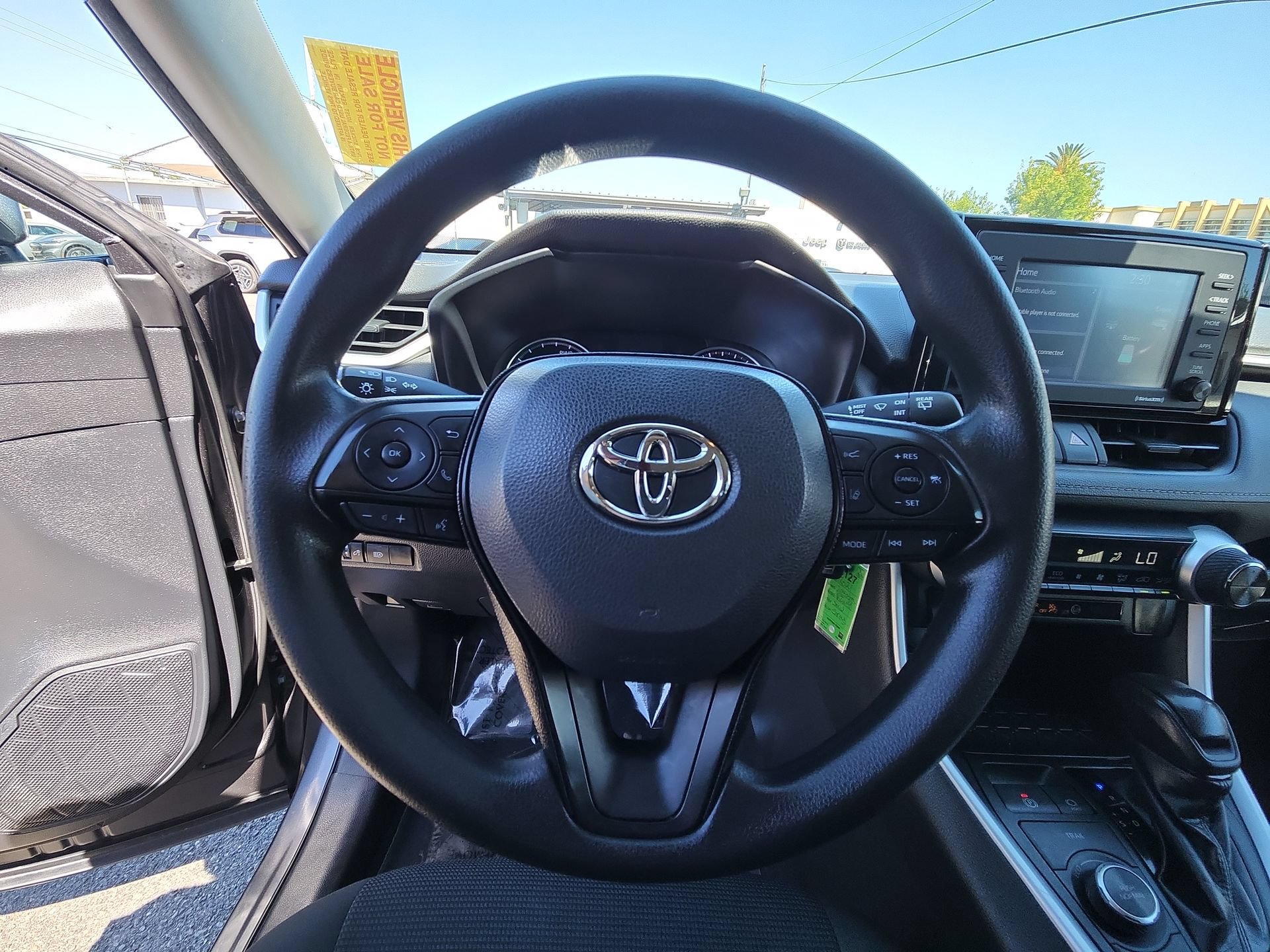 Used 2021 Toyota RAV4 LE AWD/4WD image 11