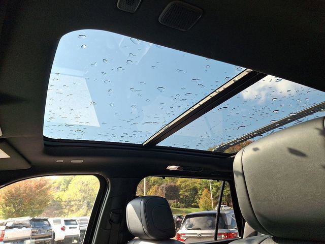 Certified 2025 Toyota Sequoia Platinum w/ TRD Off-Road Package image 14