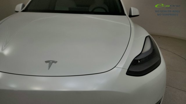 Used 2025 Tesla Model Y Performance AWD/4WD image 23