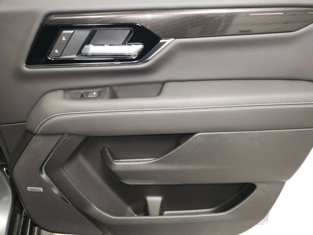 New 2026 GMC Yukon XL Elevation w/ Elevation Premium Package image 15