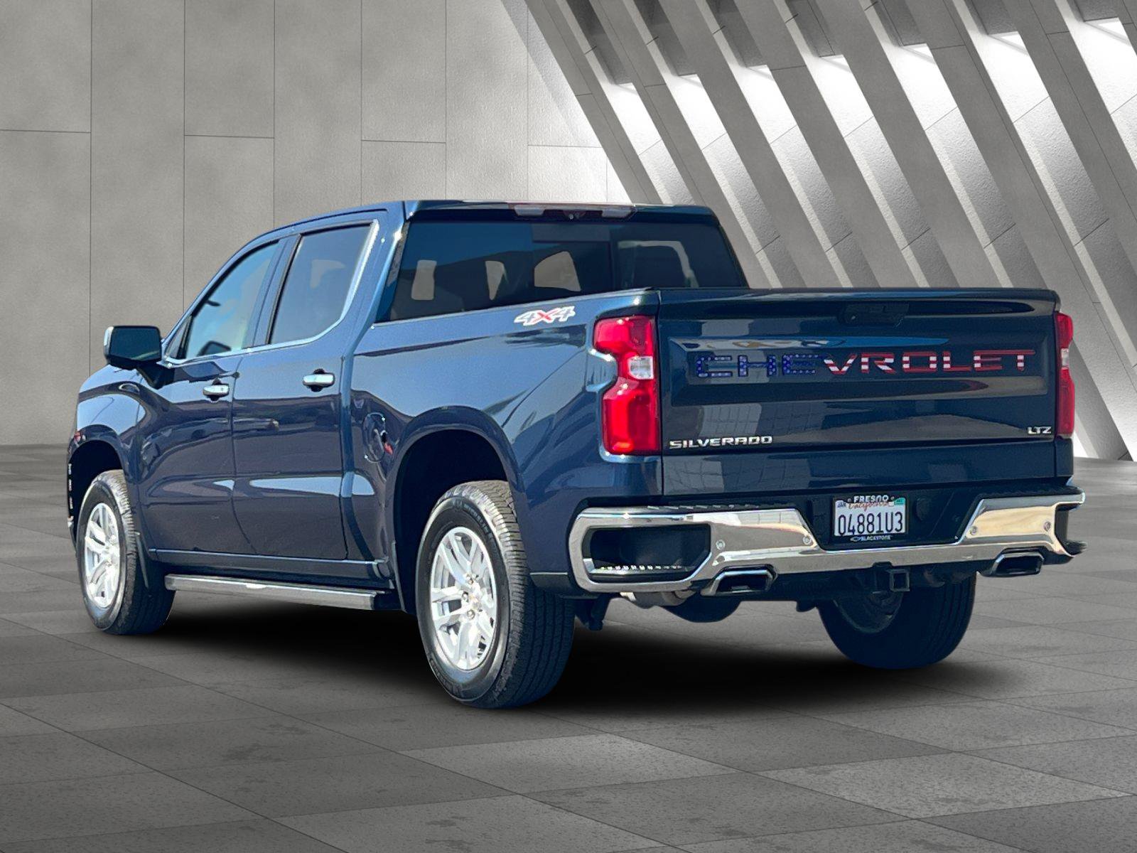 Used 2020 Chevrolet Silverado 1500 LTZ w/ LTZ Plus Package AWD/4WD image 6