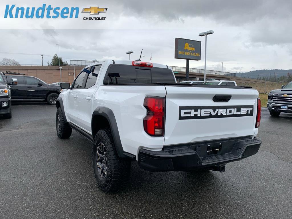 Used 2025 Chevrolet Colorado ZR2 w/ Technology Package image 5