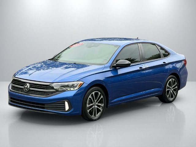 Used 2023 Volkswagen Jetta Sport FWD image 3