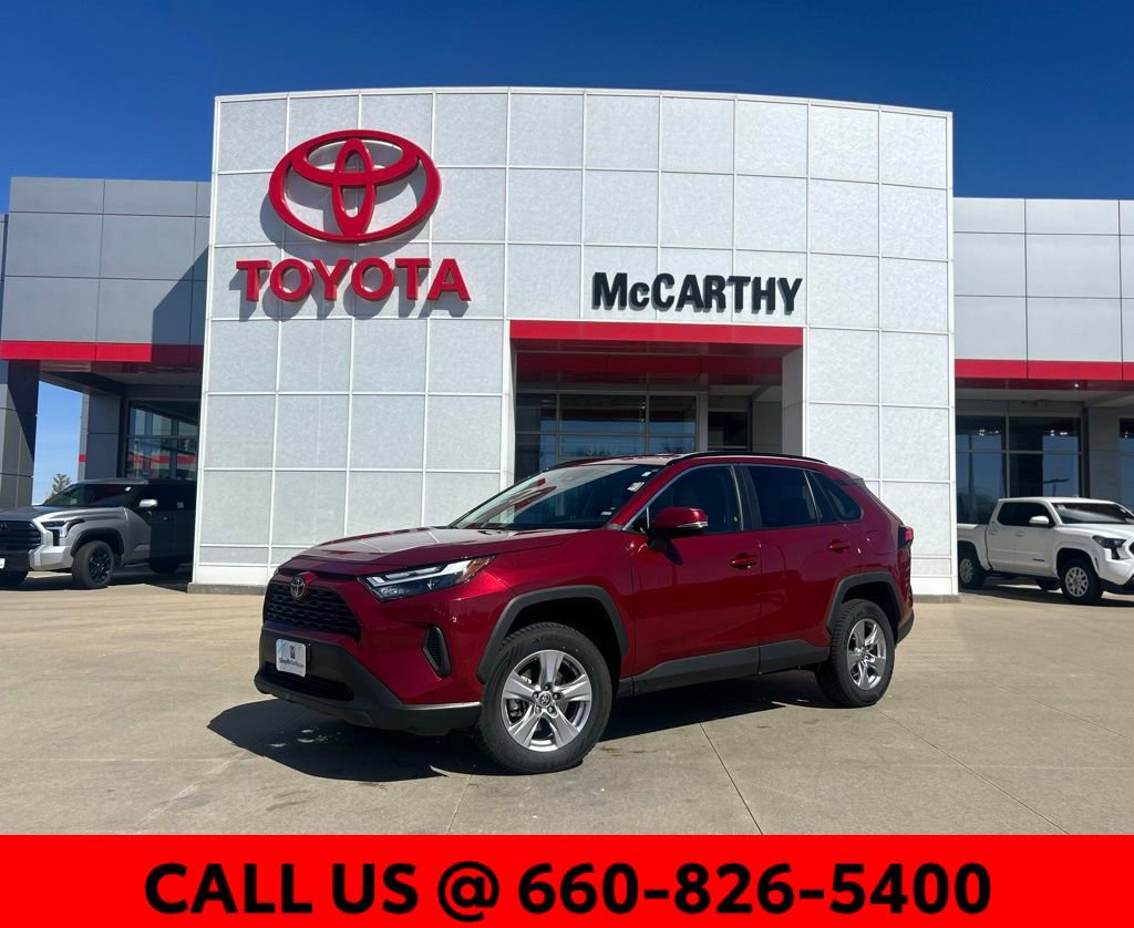 Used 2025 Toyota RAV4 XLE video 1