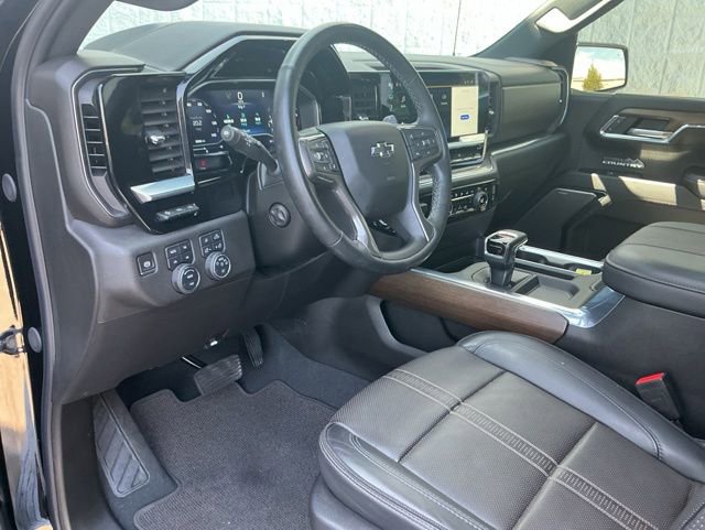 Used 2024 Chevrolet Silverado 1500 High Country w/ Midnight Edition AWD/4WD image 15