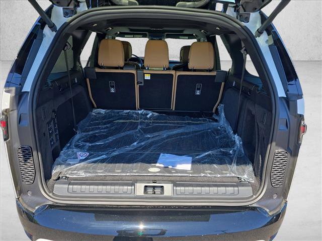 New 2026 Land Rover Discovery Dynamic SE AWD/4WD image 12